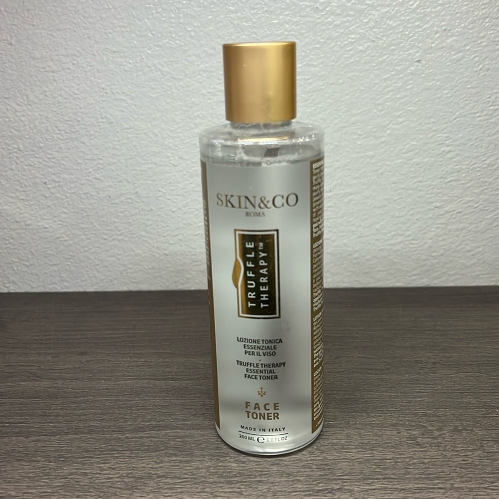 Skin and Co Truffle Therapy Essential Face Toner 6.8 FL Oz New